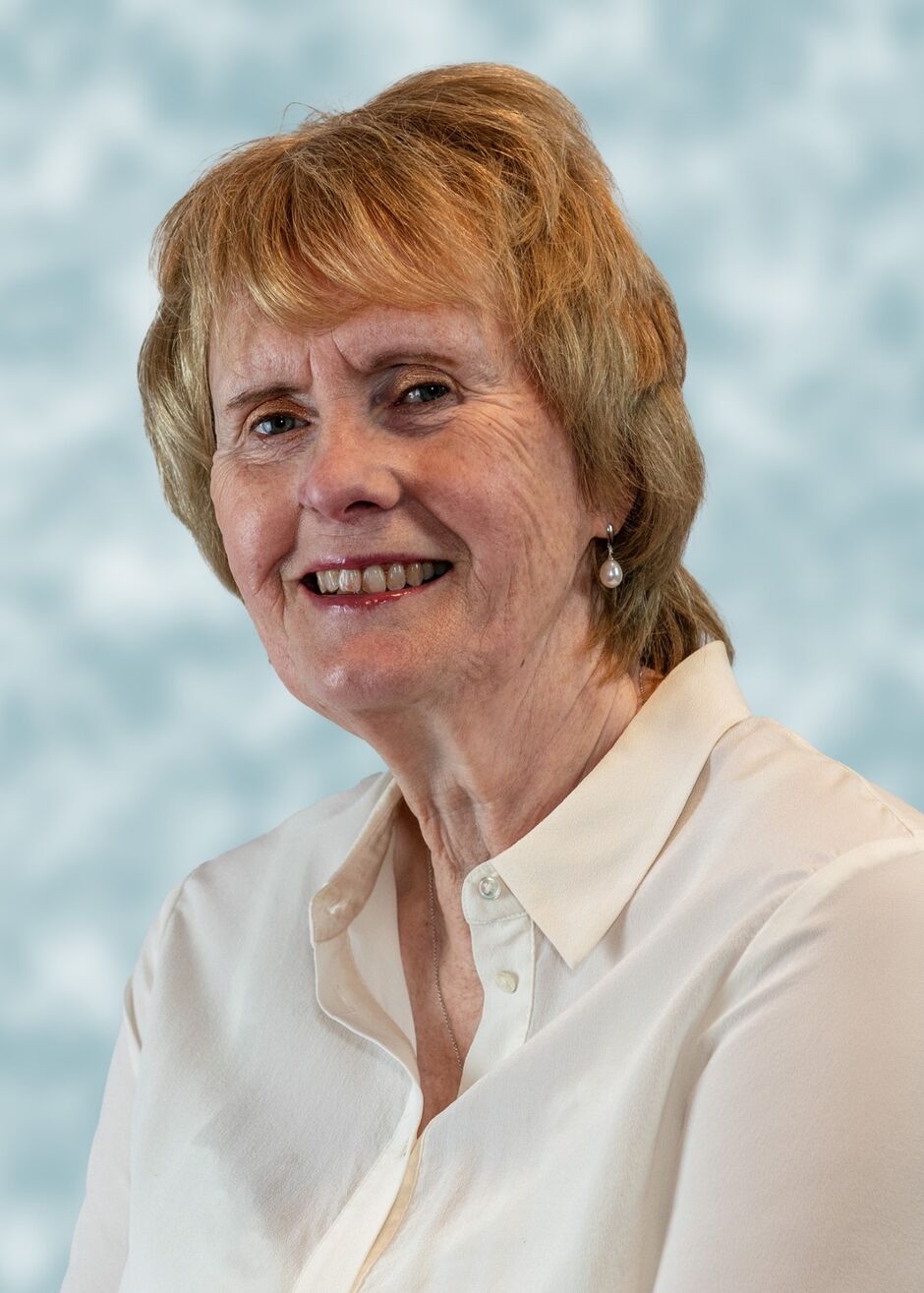 Lady Captain, Patricia Antlett
